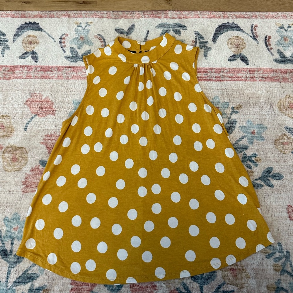 Boden, like new, yellow and white polka dot sleeveless top